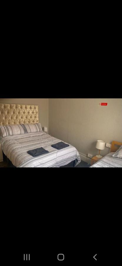 Caversham Lodge เรดดิ้ง ภายนอก รูปภาพ